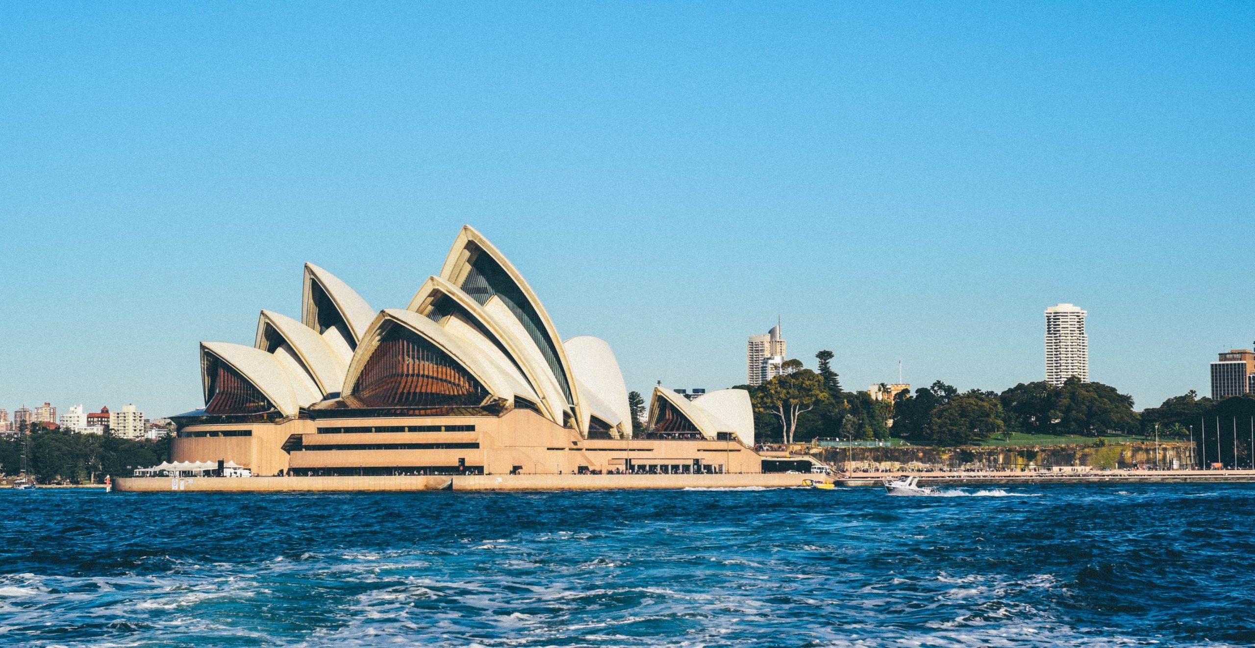 Read more about the article Internships + Study in Sydney with CEA CAPA